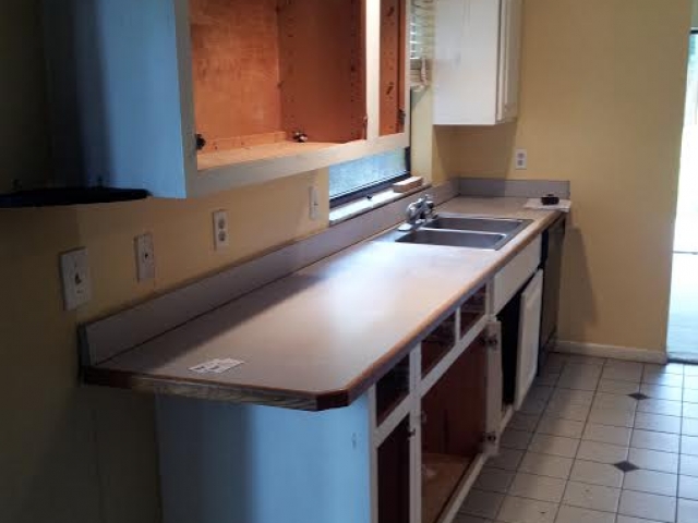 Kitchen before total remodel.